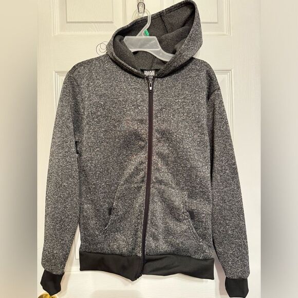 Quad Seven Size 16/18 Boys Black Gray Full Zip Fleece Jacket Hoodie NEW NWT - Picture 1 of 3